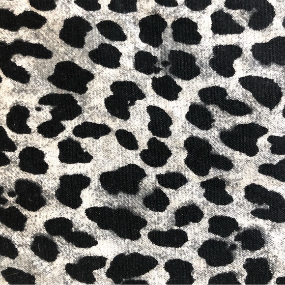 EUC WHBM Animal Print Skinny Pant Size 6R - Picture 4 of 4